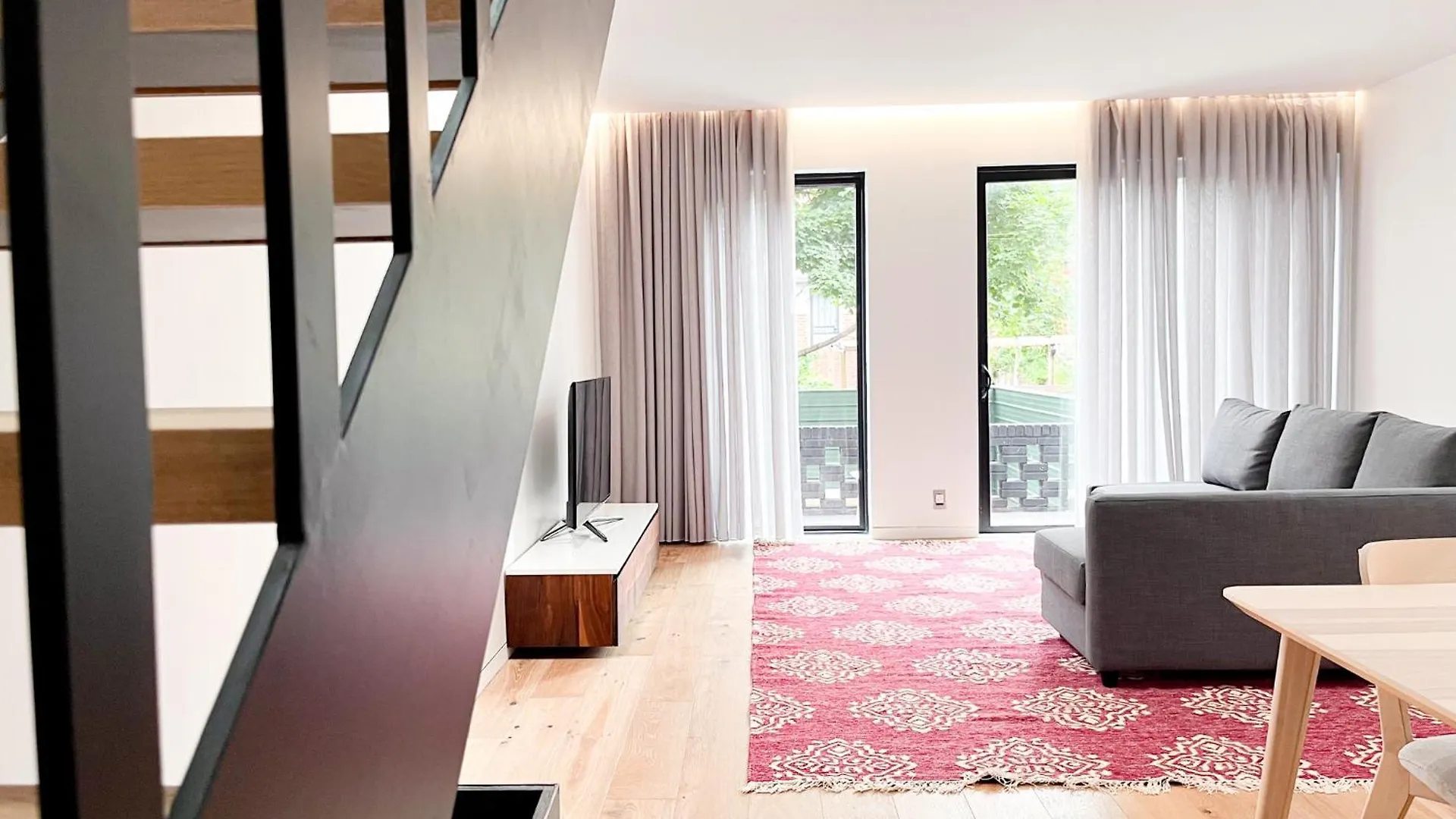 شقة Modern, Charming, Spacious 3-Bedroom Retreat In Brooklyn With Rem-Casa نيو يورك